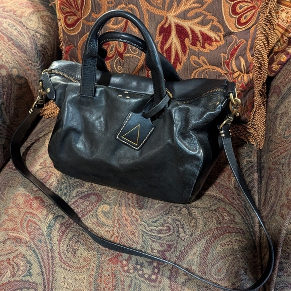 Kelsi Dagger Brooklyn Wyeth Satchel Crossbody - Picture 14 of 16